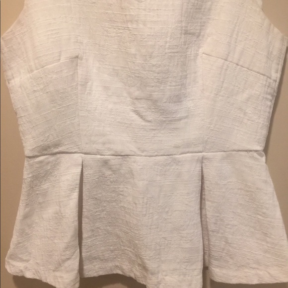 ✨Host Pick✨ - Picture 3 of 4